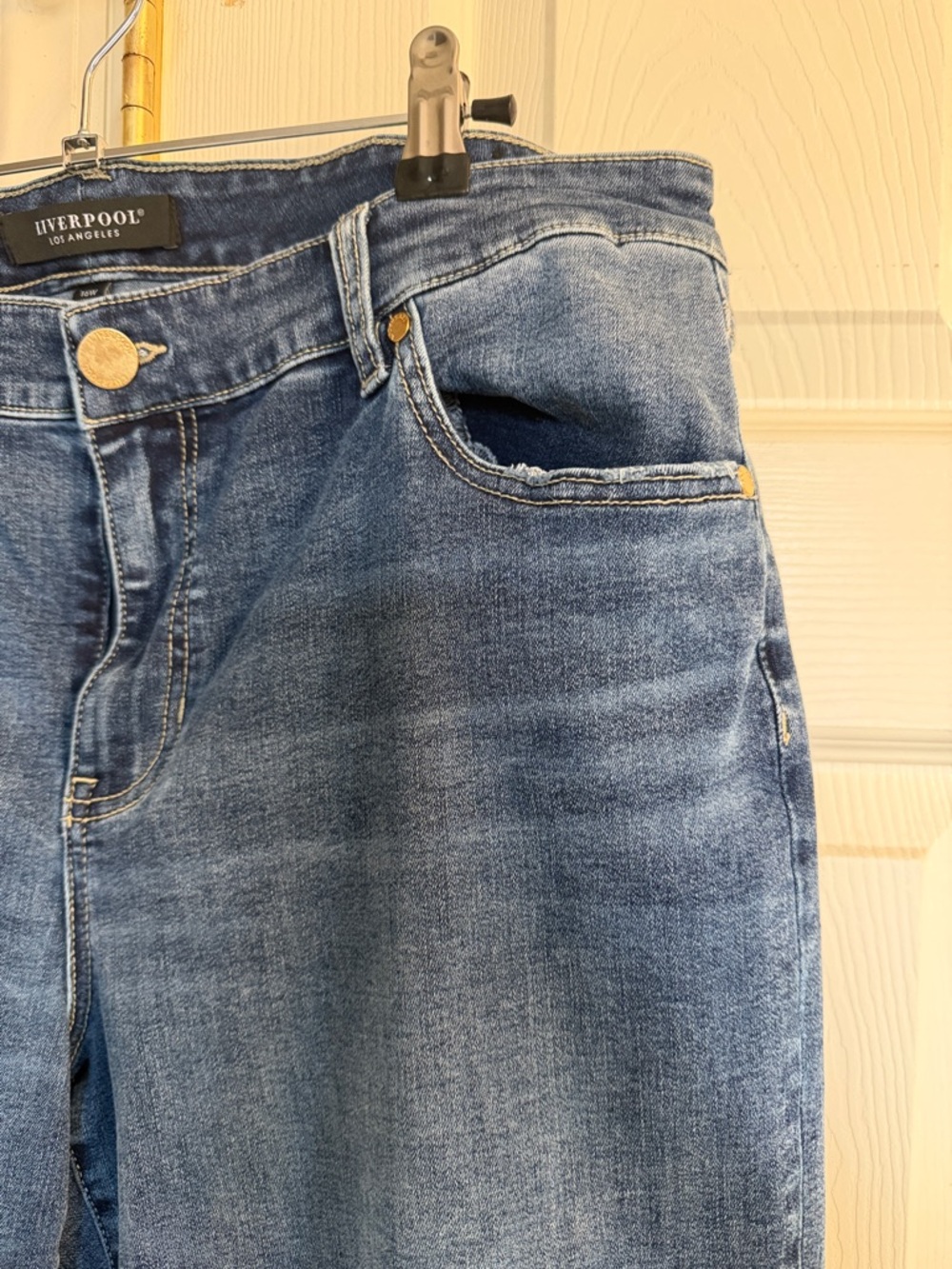 Liverpool Straight Leg Jeans in Medium Blue Wash - Picture 4 of 7